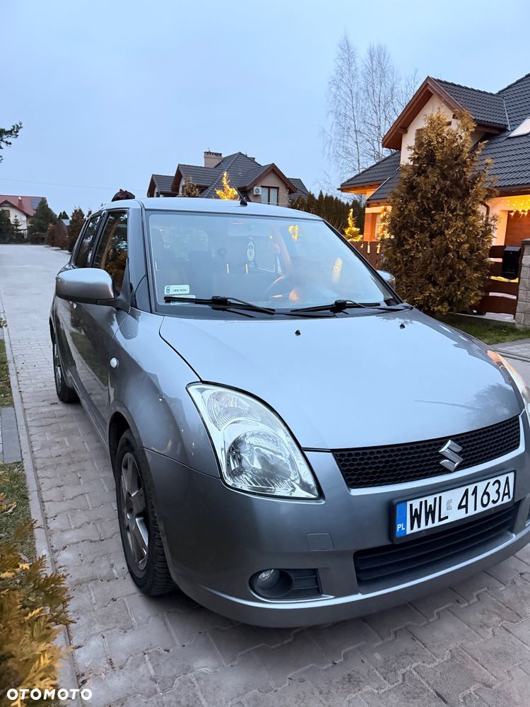 Suzuki Swift - 6