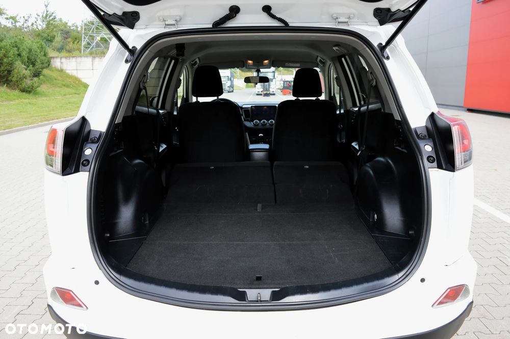 Toyota RAV4 2.0 D-4D Premium 4x2 - 31