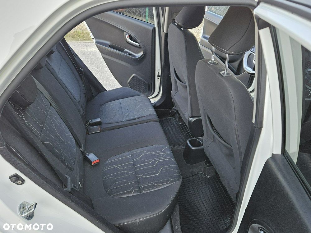 Kia Picanto - 11