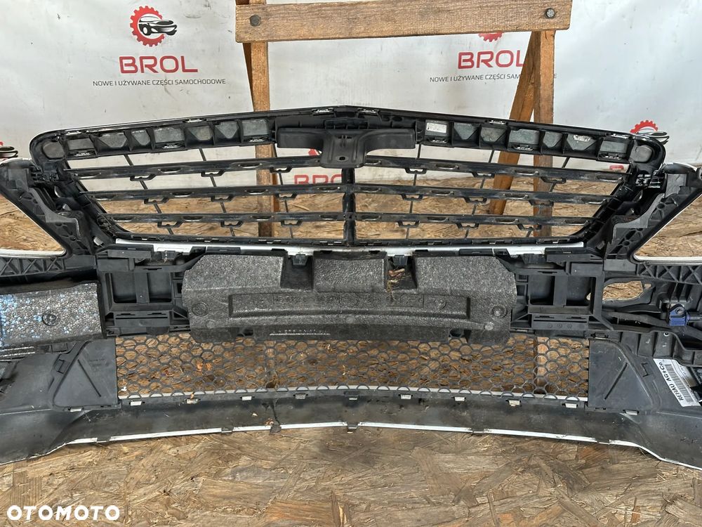 ZDERZAK PRZEDNI MERCEDS E-KLASA W212 AMG 09-13 PDC LED 775 - 8