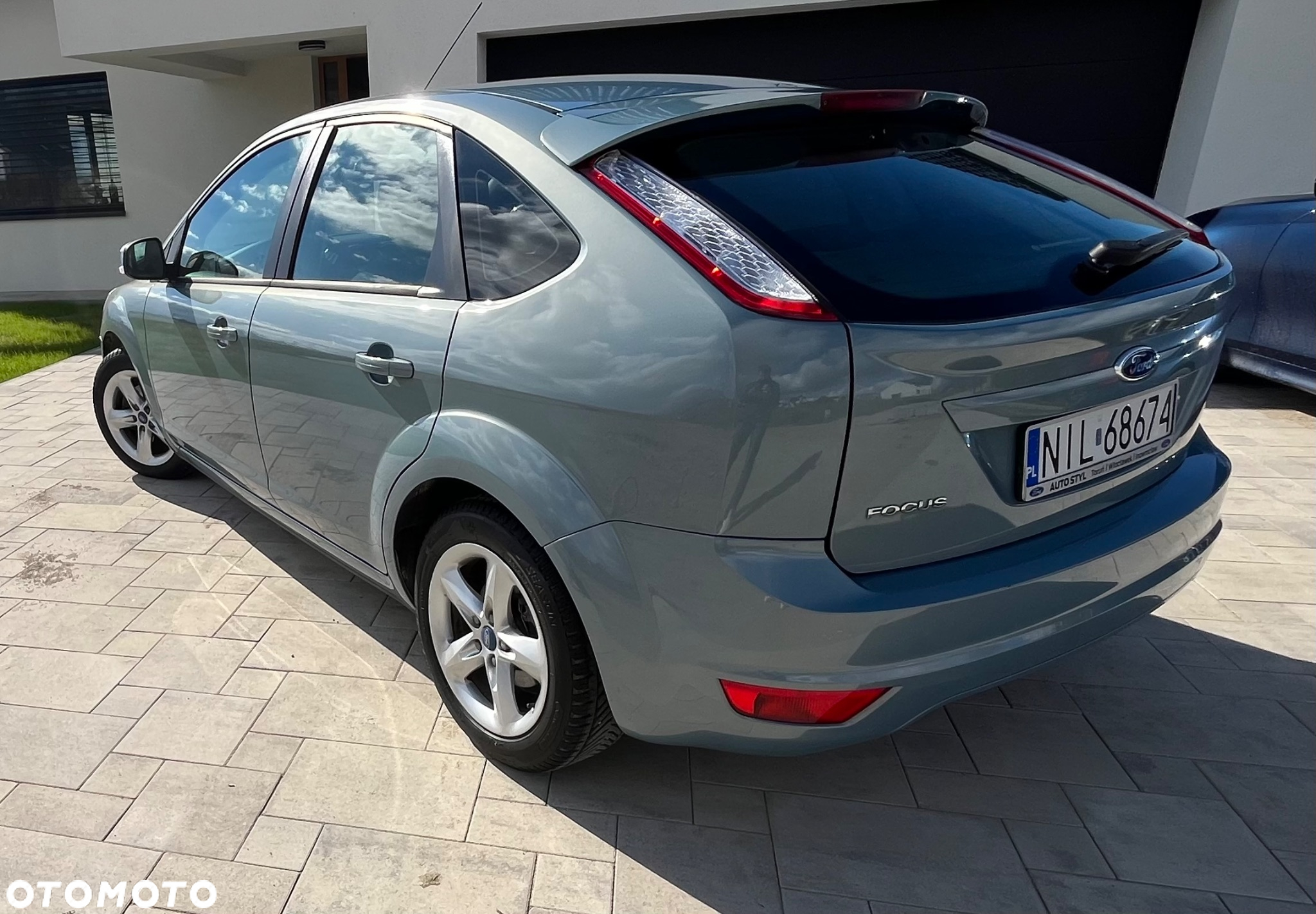 Ford Focus 1.6 16V Ambiente - 4