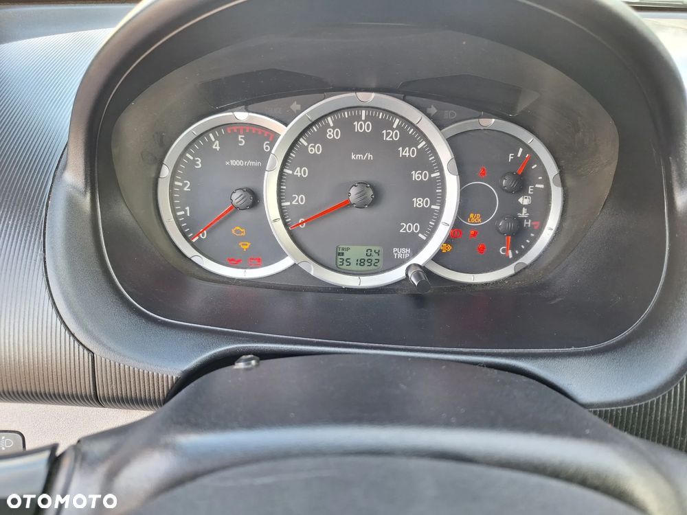 Mitsubishi L200 - 14