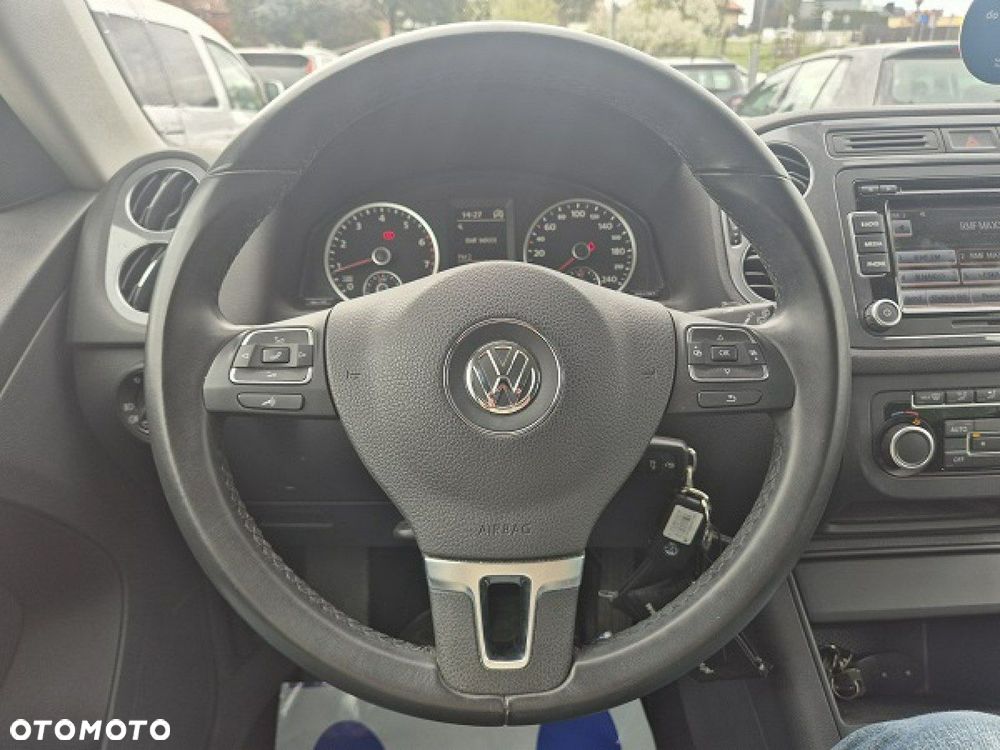 Volkswagen Tiguan - 16