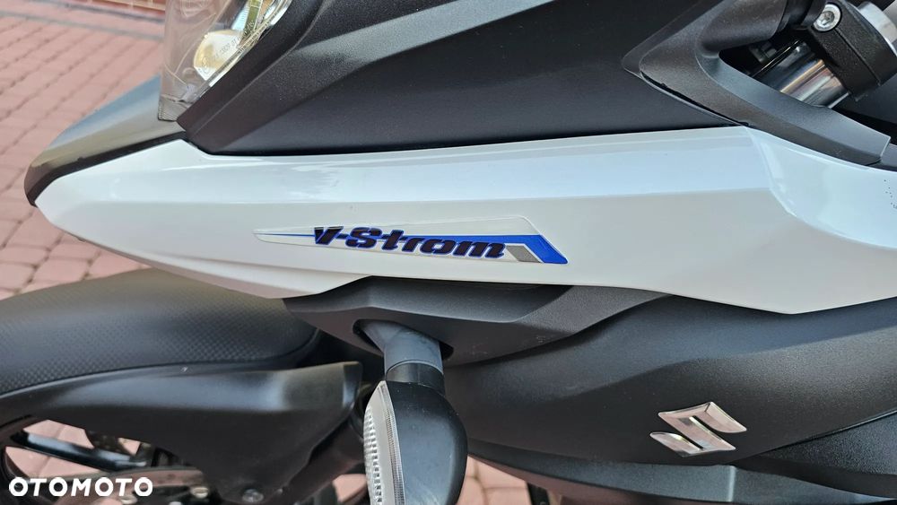 Suzuki V-STROM - 16