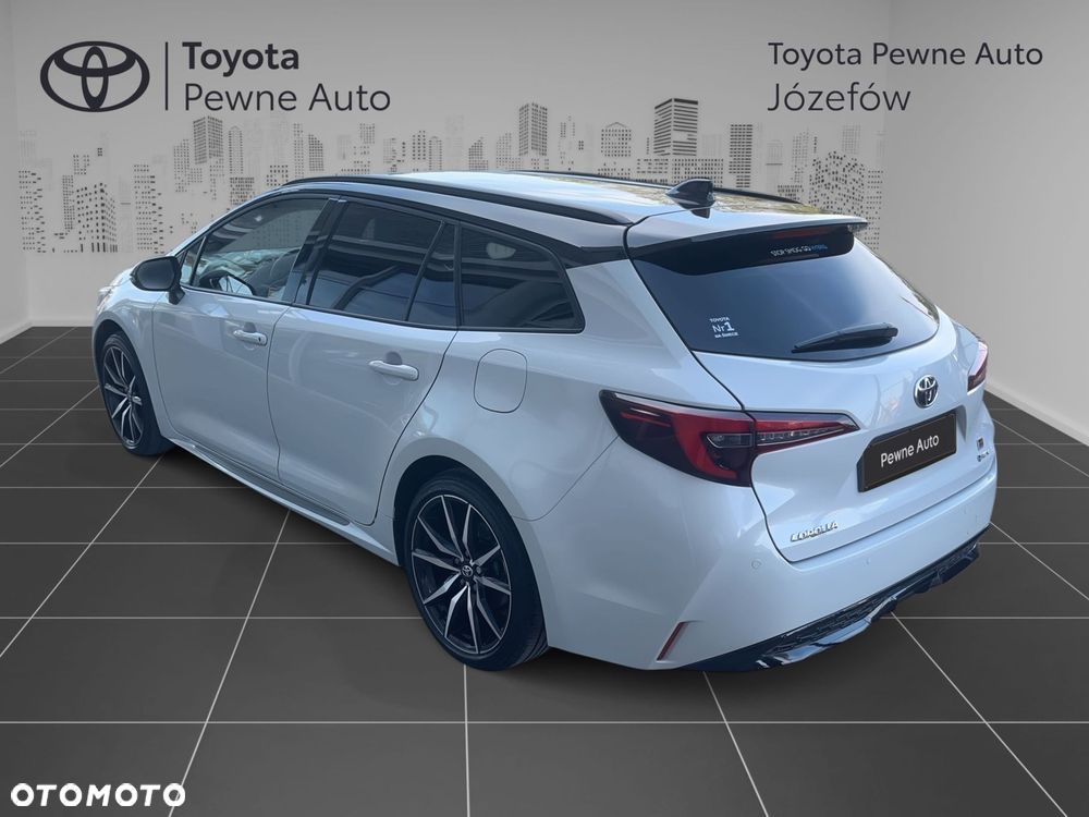 Toyota Corolla - 4