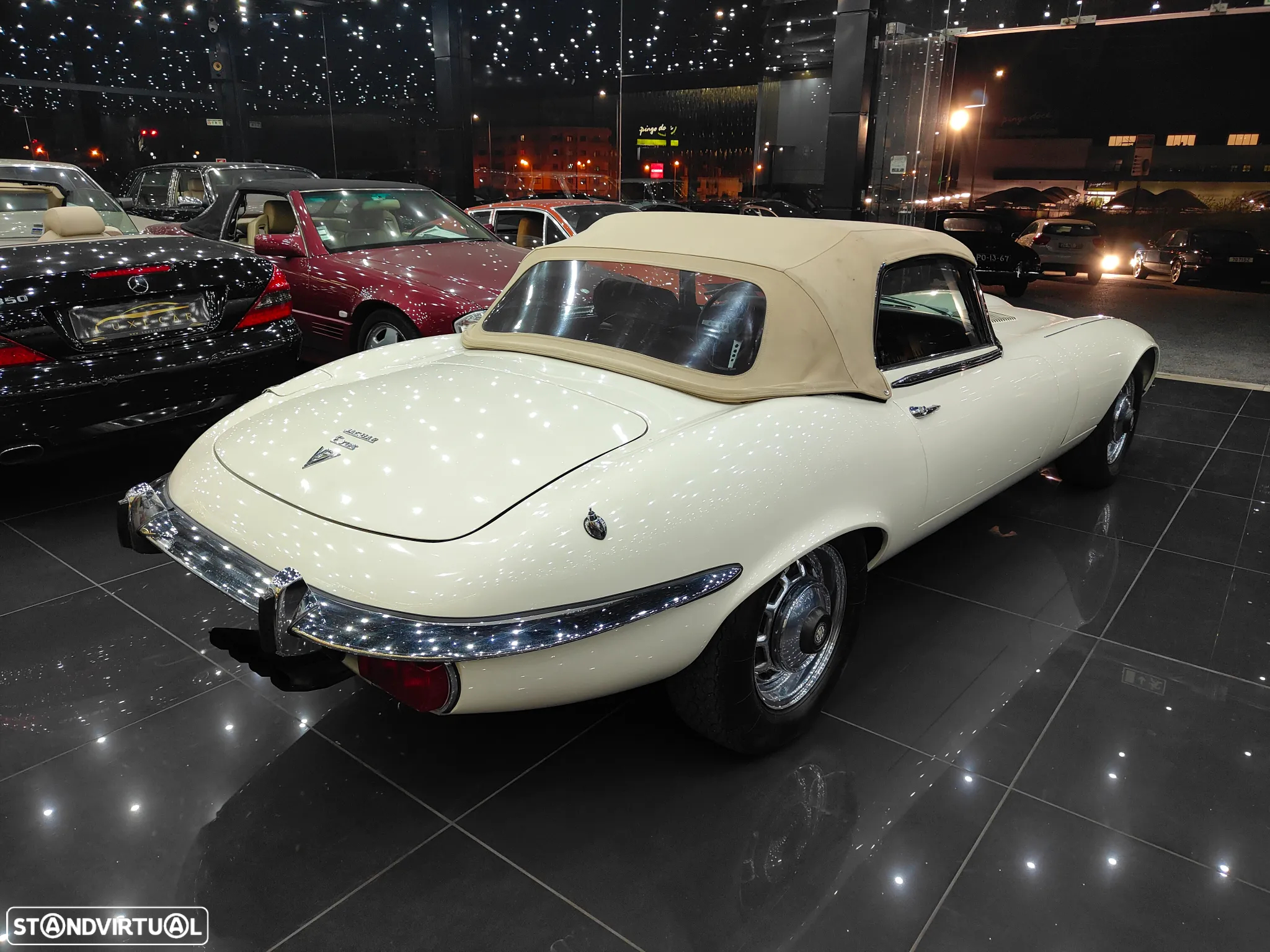 Jaguar E-Type - 5