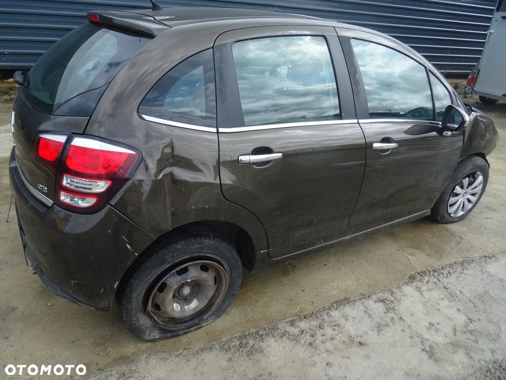 Citroen c3 2013 Lakier(KDK) na częśći zderzak drzwi klapa - 4