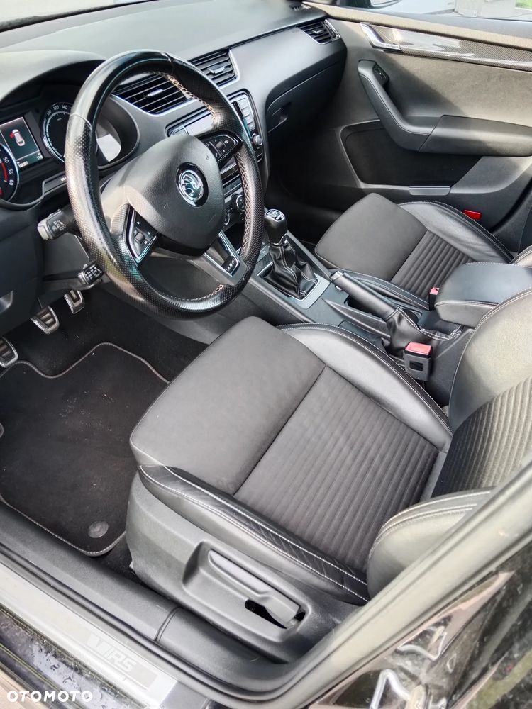 Skoda Octavia 2.0 TDI RS - 26