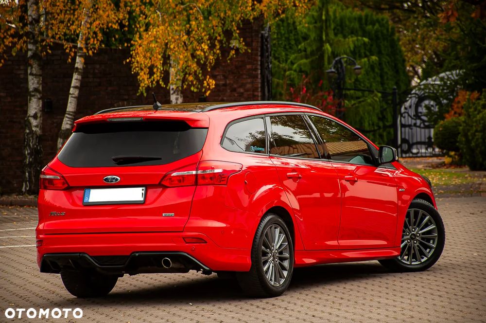 Ford Focus 1.5 EcoBoost Start-Stopp-System ST-LINE - 17