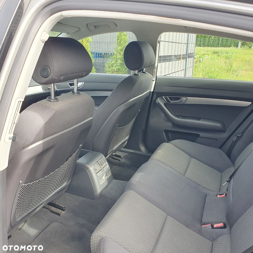 Audi A6 Limousine 2.4 - 13