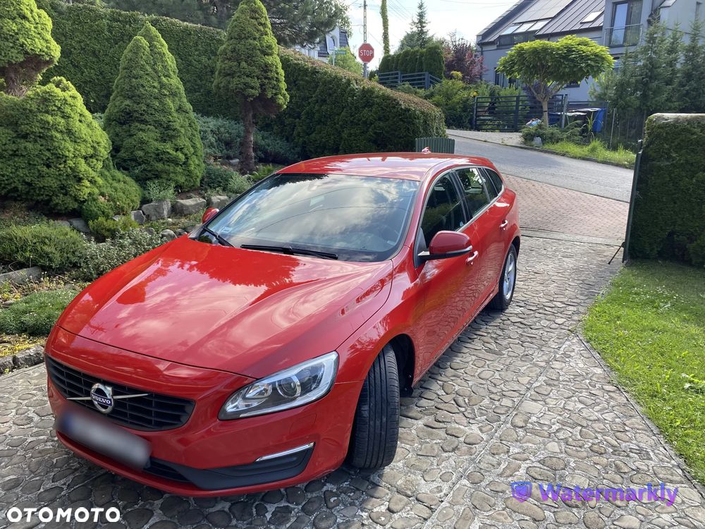Volvo V60 D4 Drive-E Kinetic - 1