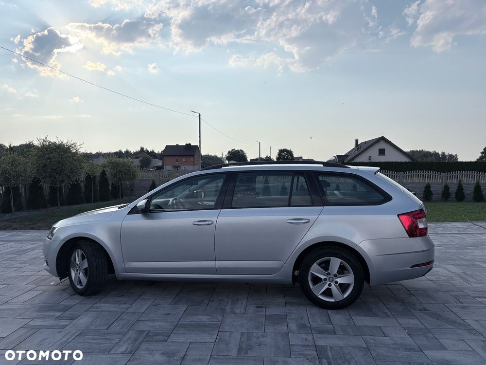 Skoda Octavia 1.6 TDI SCR Ambition - 3