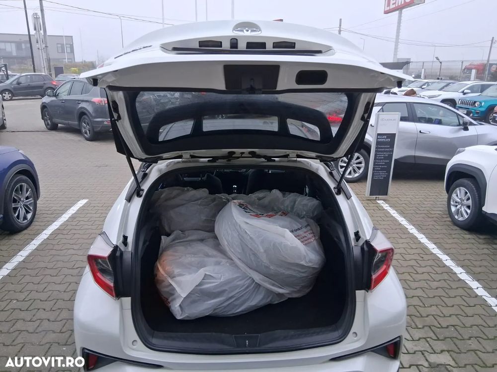 Toyota C-HR 1.2 Turbo 4x2 CVT C-ult - 5