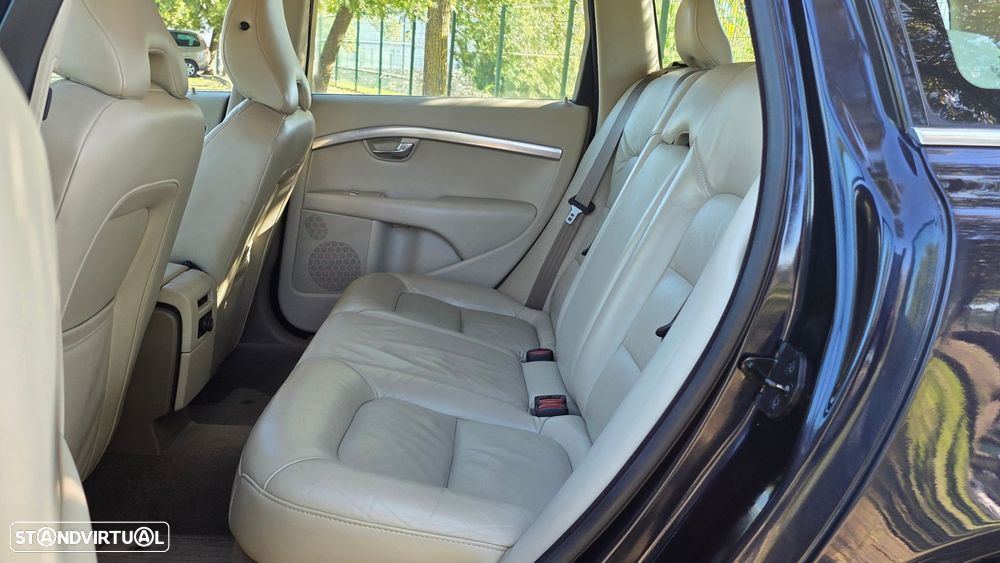 Volvo V70 2.0 D Summum - 25