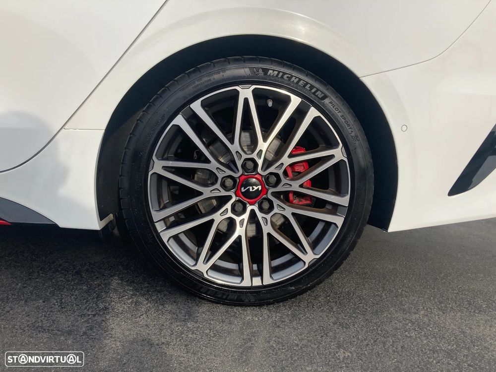 Kia ProCeed 1.6 T-GDI DCT7 OPF GT - 12