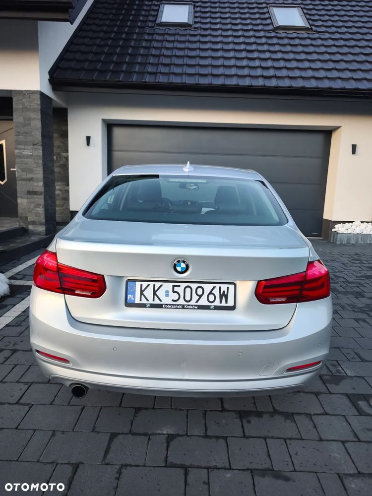 BMW Seria 3 318i Advantage - 10