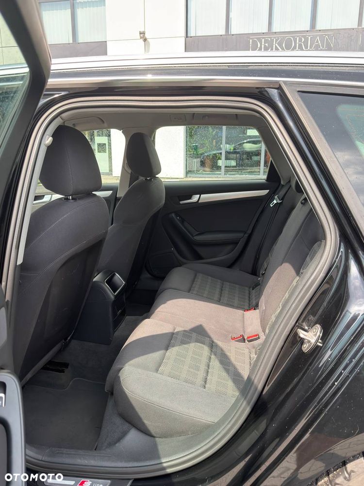 Audi A4 Avant 2.0 TDI clean diesel Multitronic - 26