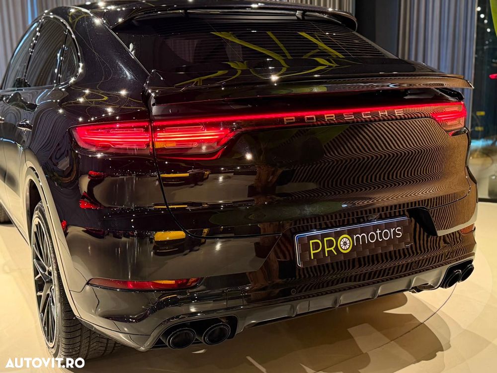 Porsche Cayenne Coupe - 18