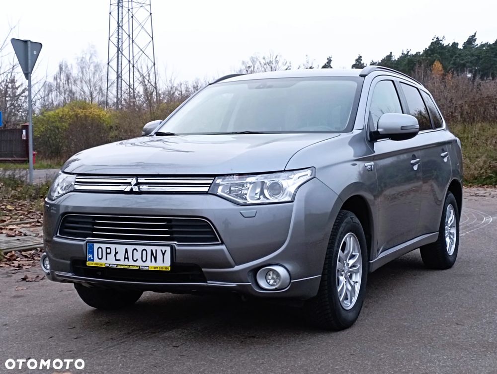 Mitsubishi Outlander - 4
