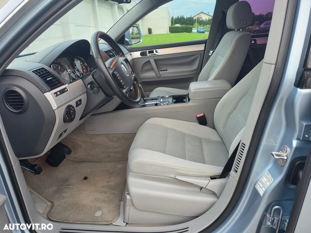 Volkswagen Touareg - 9