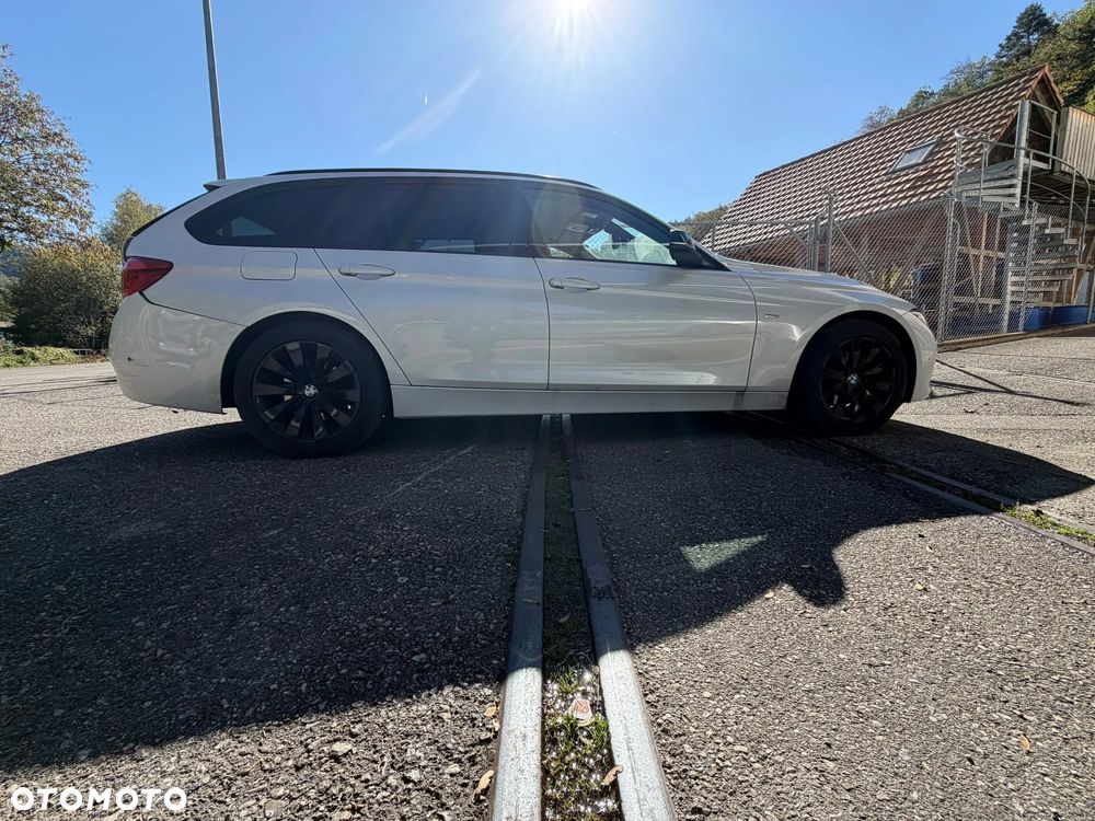 BMW Seria 3 320d - 9