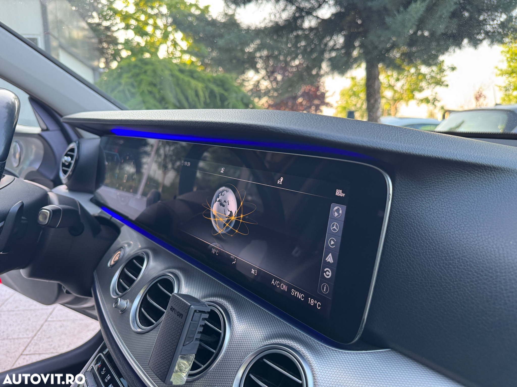 Mercedes-Benz E 200 d T 9G-TRONIC - 9