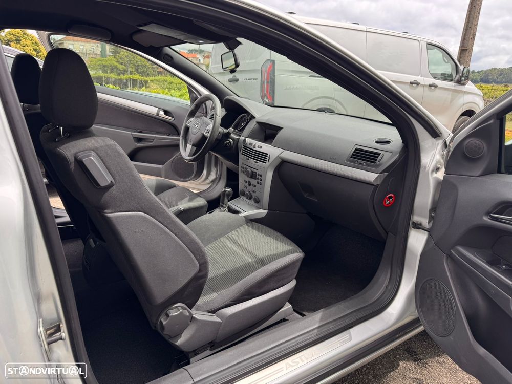 Opel Astra GTC 1.7 CDTI - 5