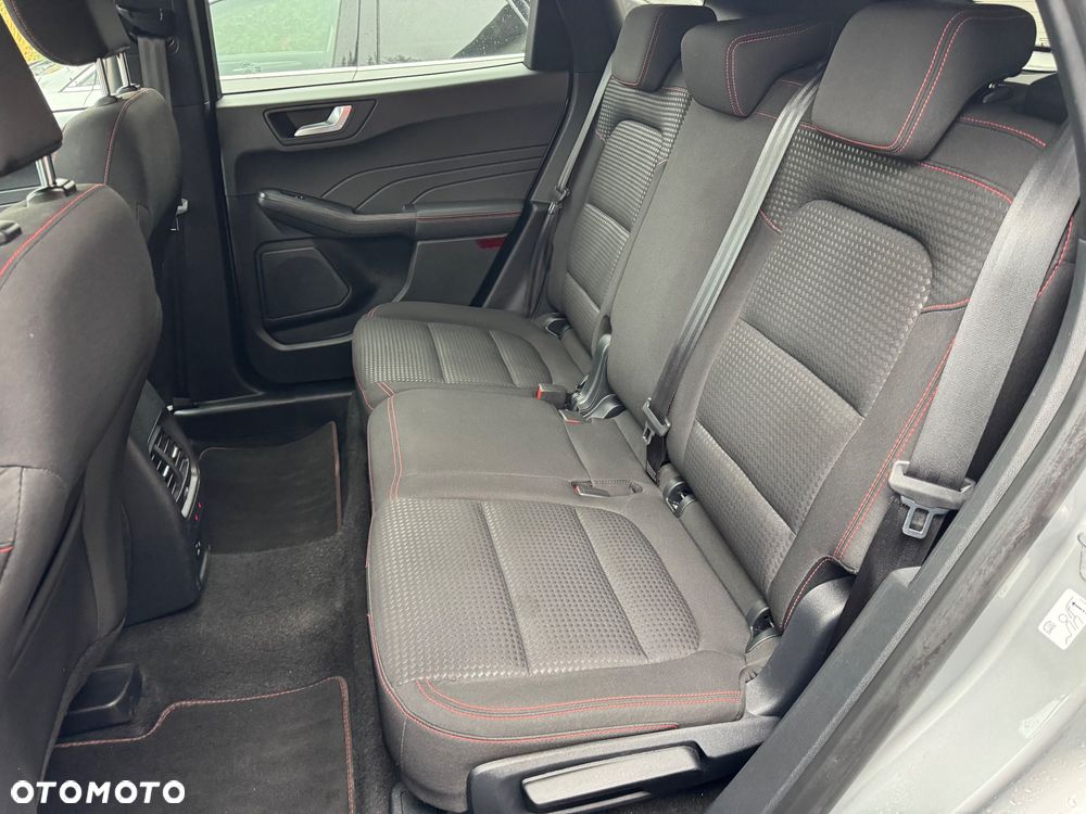 Ford Kuga 1.5 EcoBoost FWD ST-Line - 12