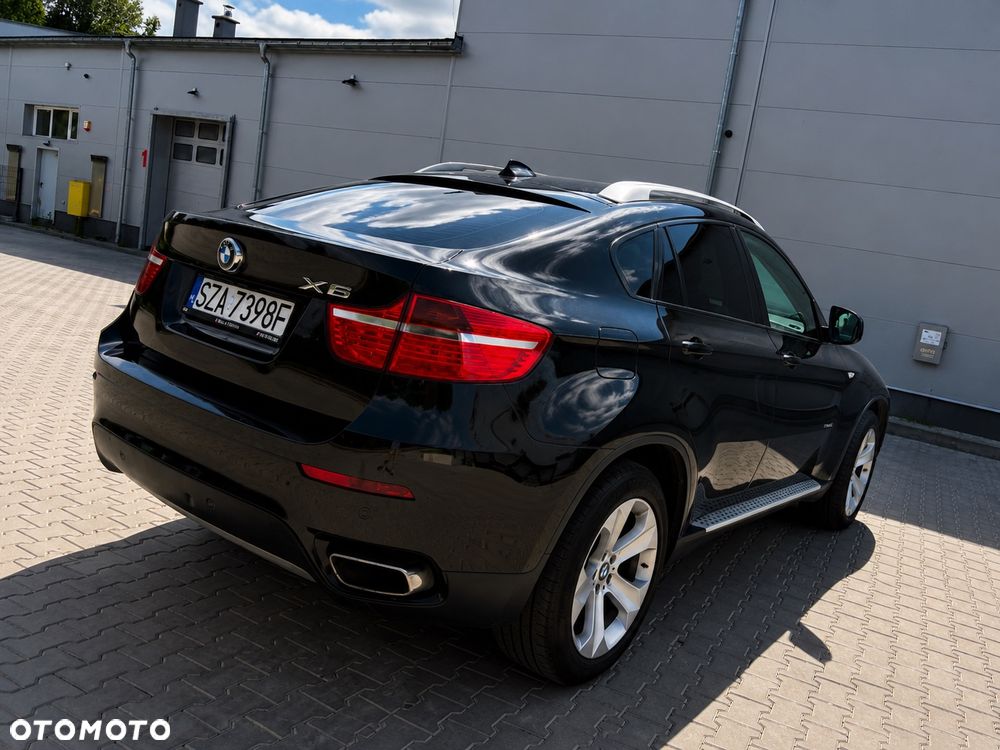 BMW X6 - 14