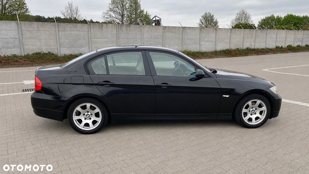 BMW Seria 3 316i - 7