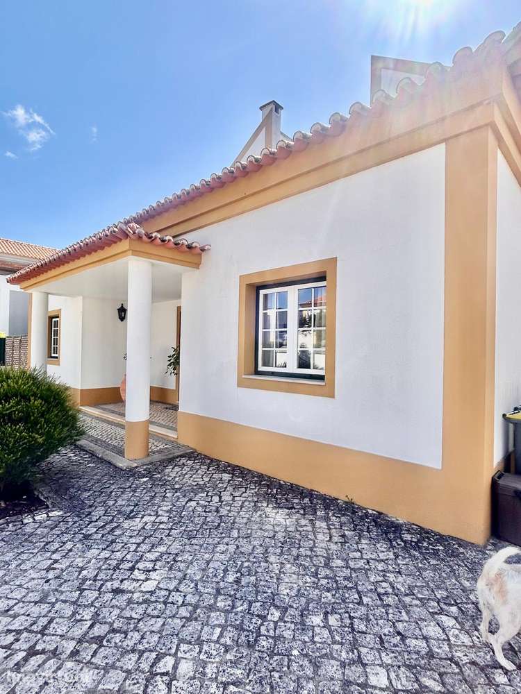 Moradia independente no Condomínio Casas de Azeitão Fase I - Grande imagem: 3/15