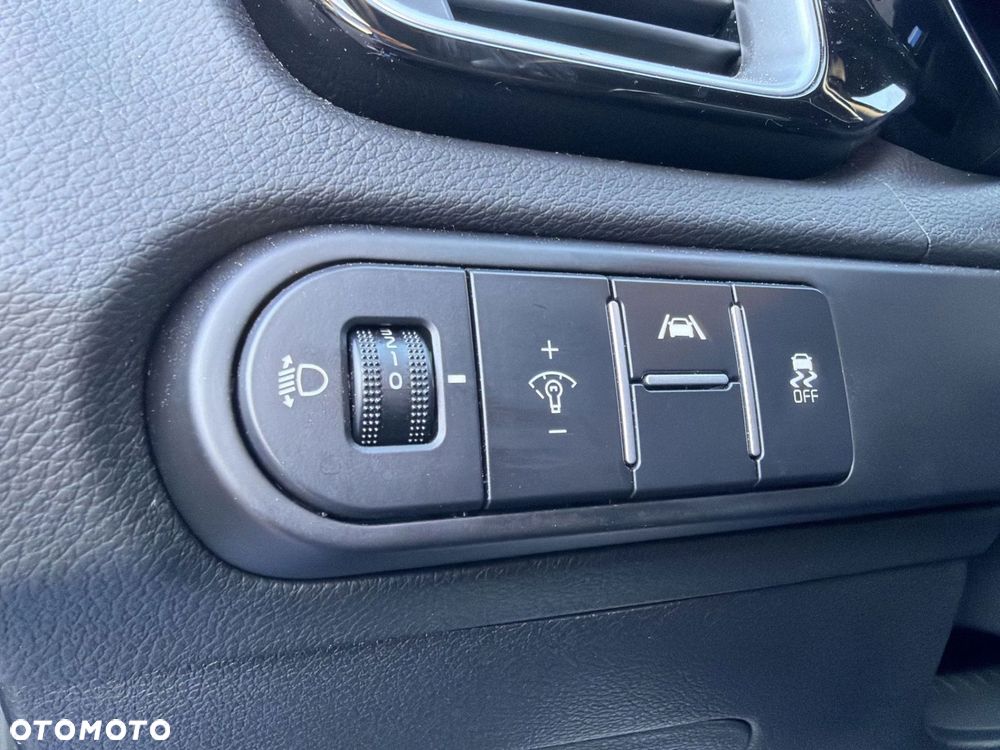 Kia Ceed 1.5 T-GDI Tribute DCT - 18