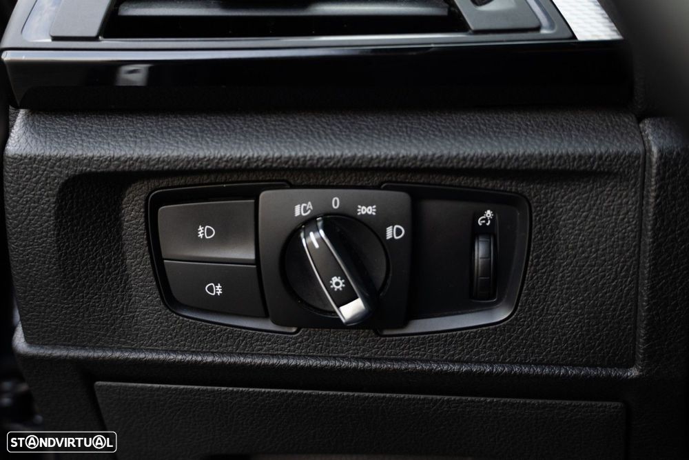 BMW 120 d Pack M Shadow - 44