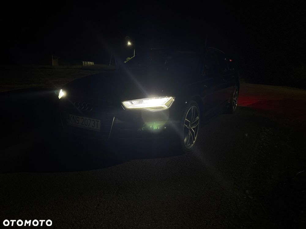 Audi A6 Avant 2.0 TDI quattro S tronic - 32