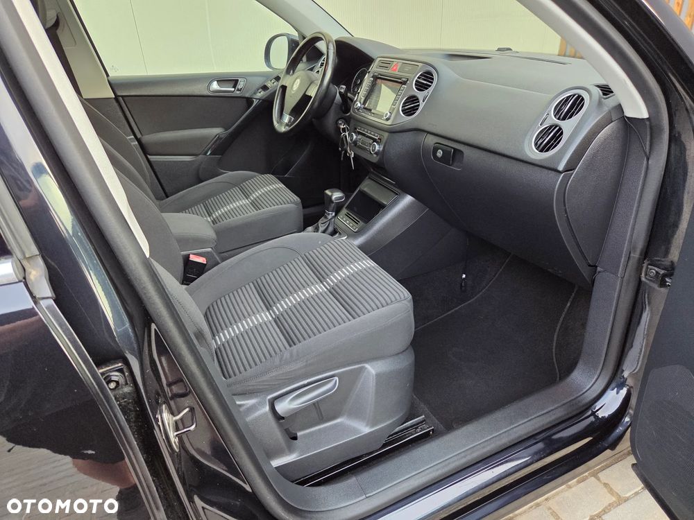 Volkswagen Tiguan 2.0 TDI DPF 4Motion DSG Sport & Style - 23