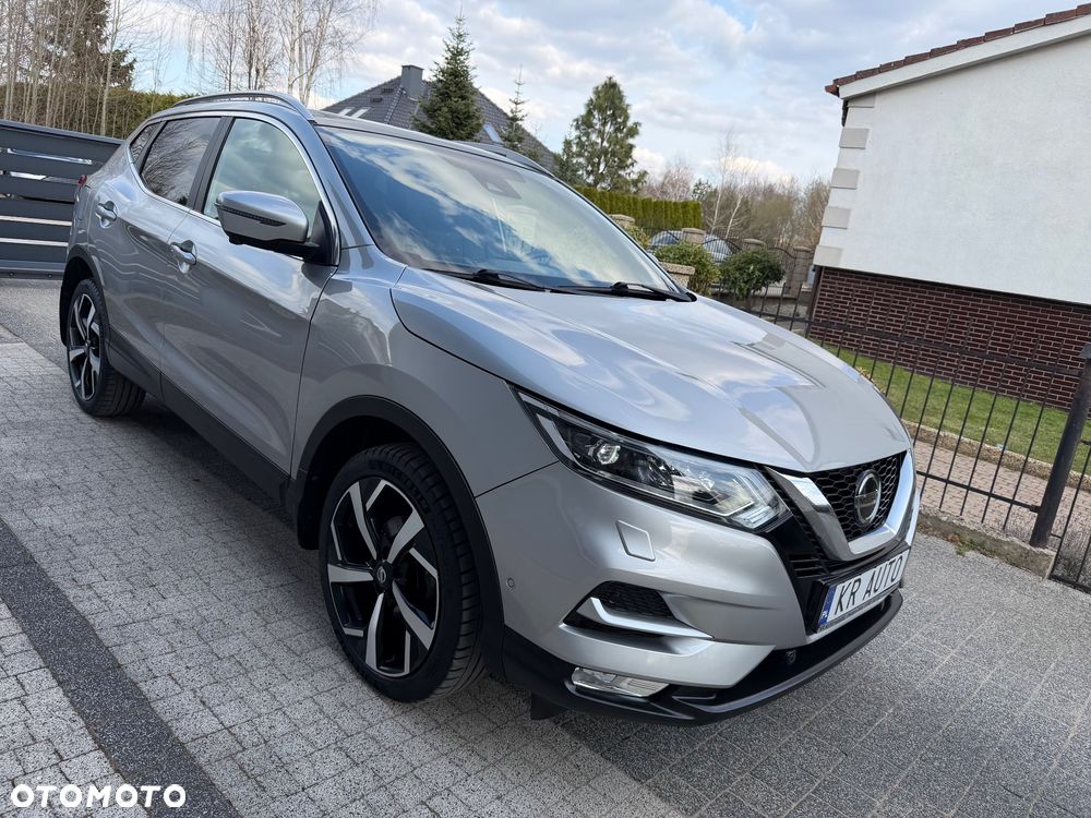 Nissan Qashqai 1.6 dCi Xtronic TEKNA+ - 25