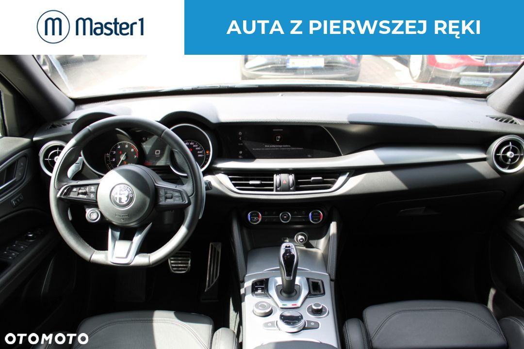 Alfa Romeo Stelvio 2.0 Turbo Sprint Q4 - 13