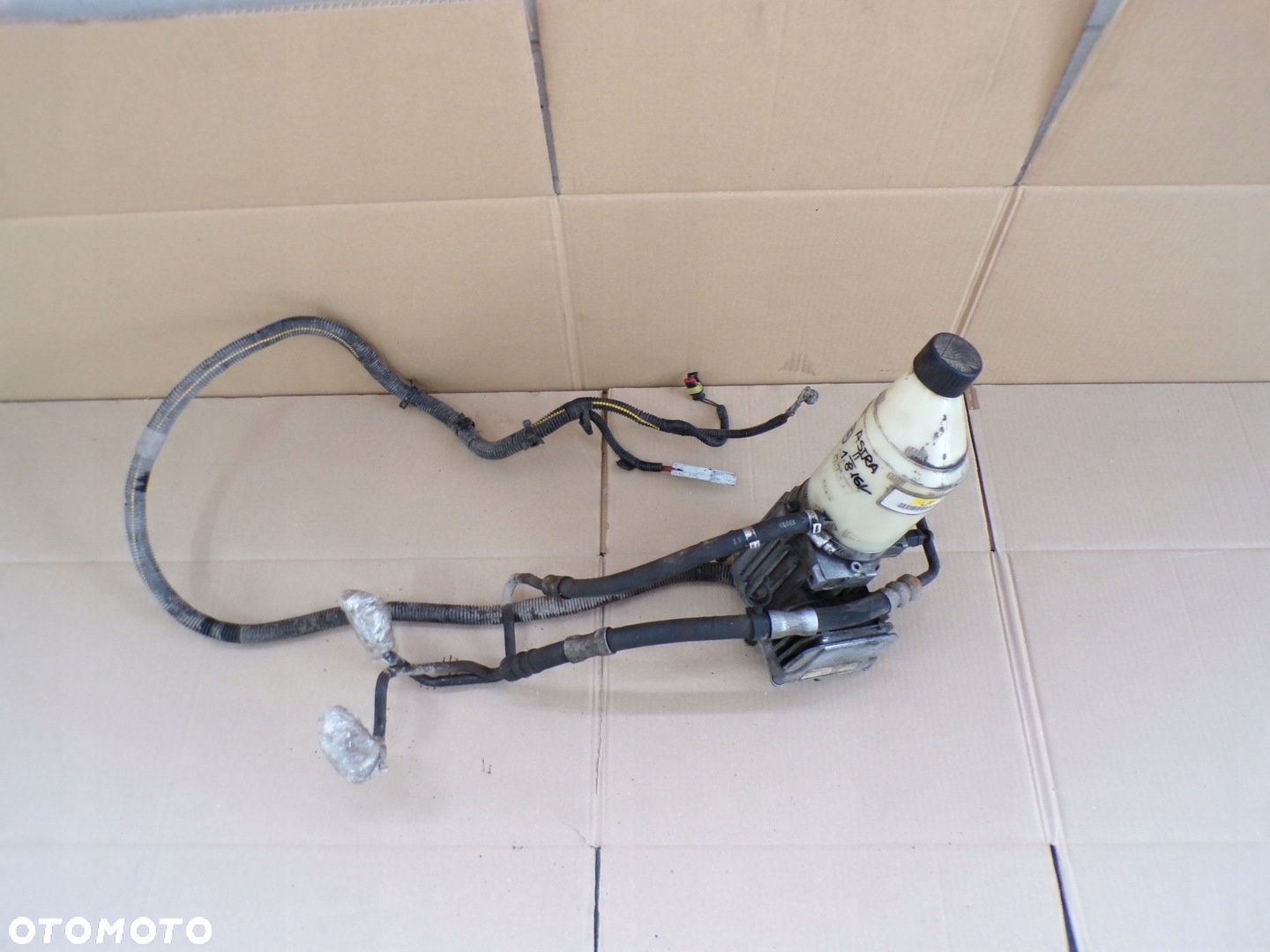 ASTRA II 1.8 16V POMPA WSPOMAGANIA - 1