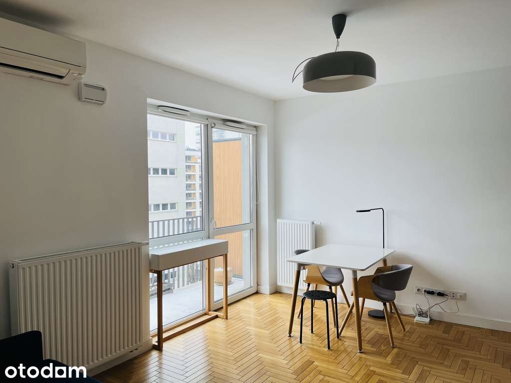Słoneczne Studio z Dużym Balkonem, Klima, 0%