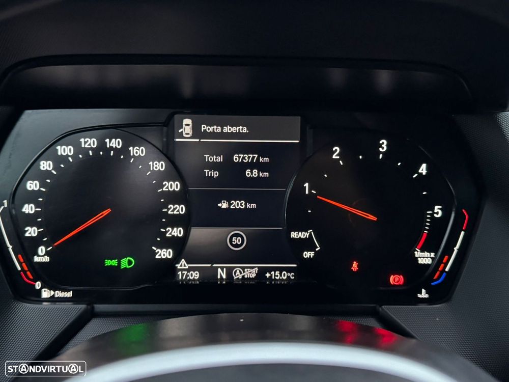 BMW 116 d Pack Desportivo M - 32