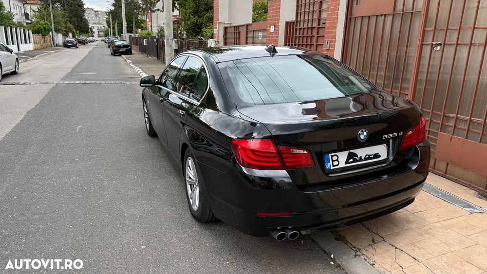 BMW Seria 5 525d xDrive - 4