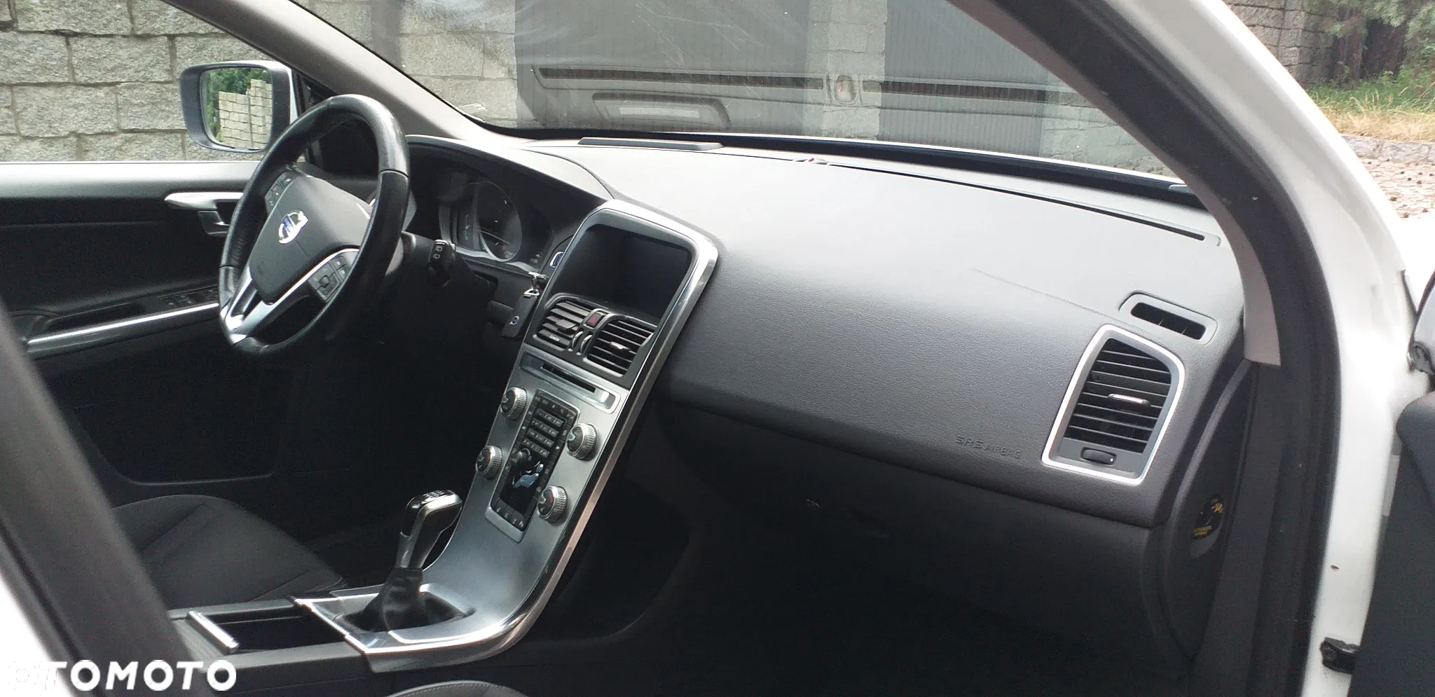 Volvo XC 60 D3 Momentum - 11