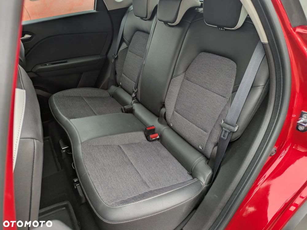 Renault Captur 1.3 TCe mHEV Intens EDC - 23