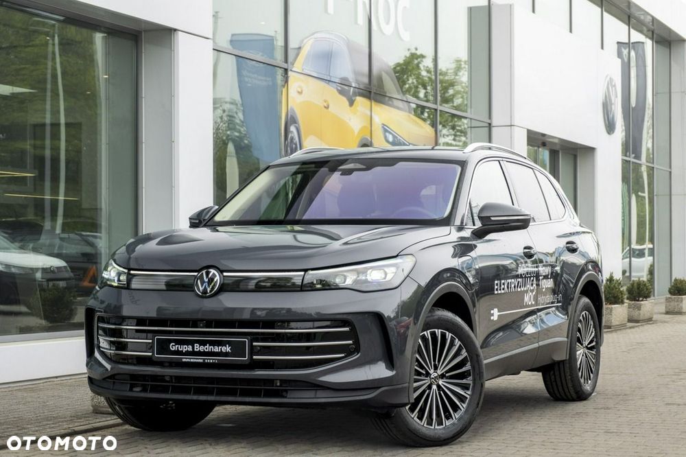 Volkswagen Tiguan - 3