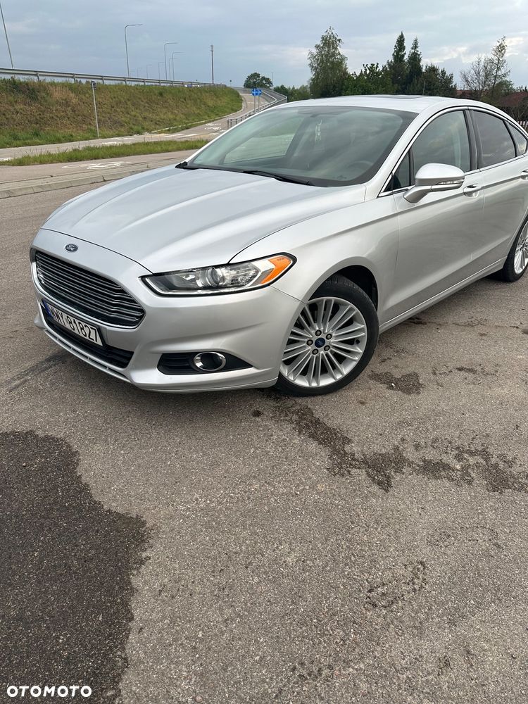 Ford Fusion 2.0 EcoBoost Titanium - 4