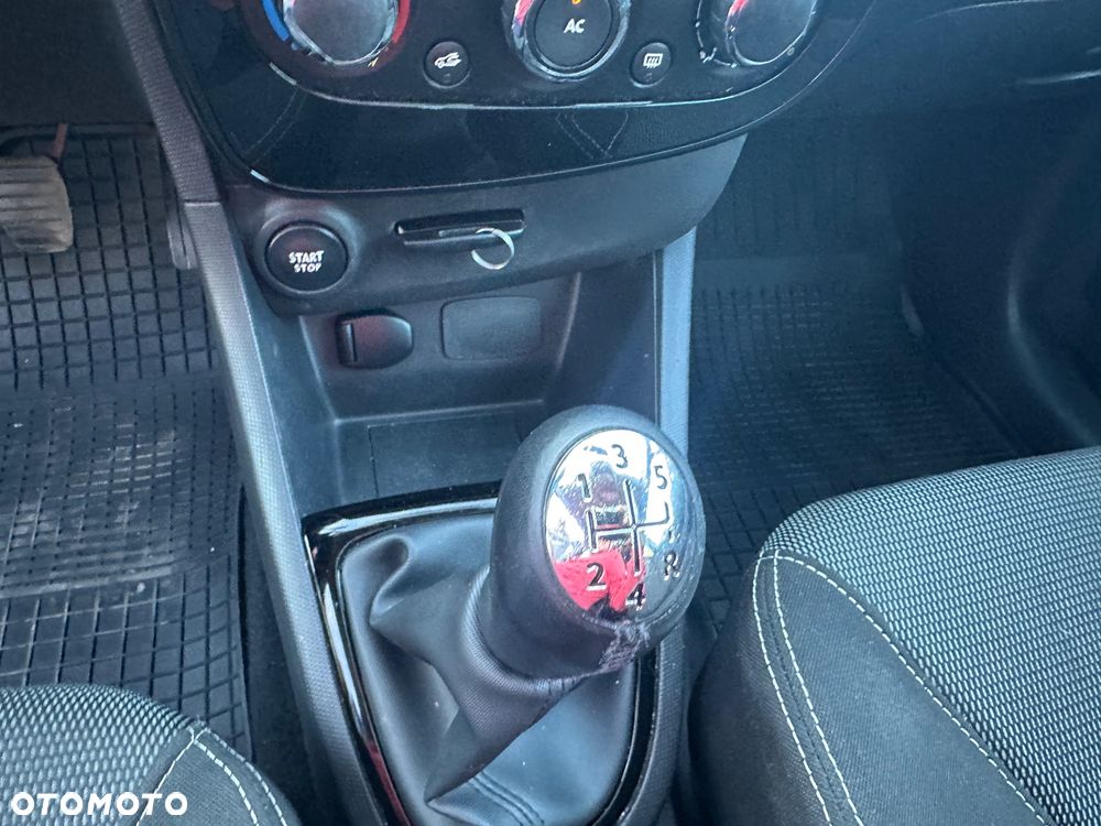 Renault Clio - 22