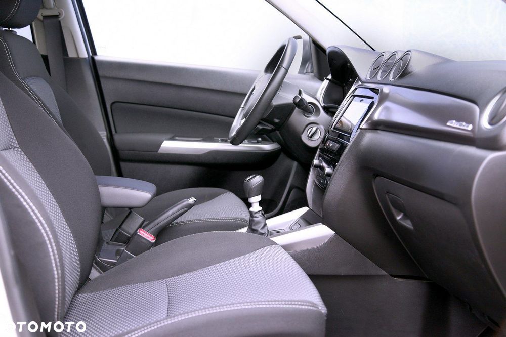 Suzuki Vitara - 16