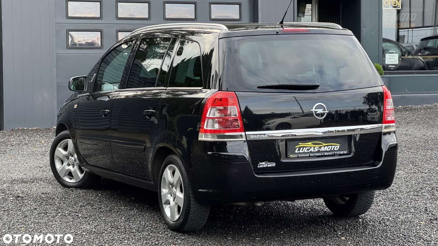 Opel Zafira - 8