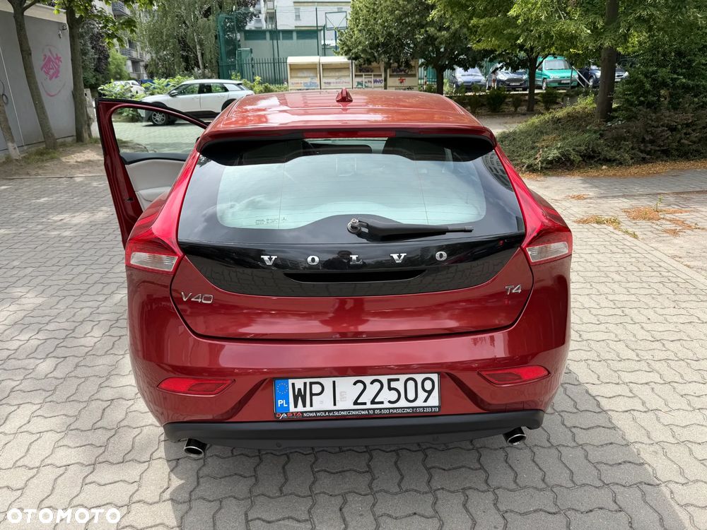Volvo V40 T4 Kinetic - 8