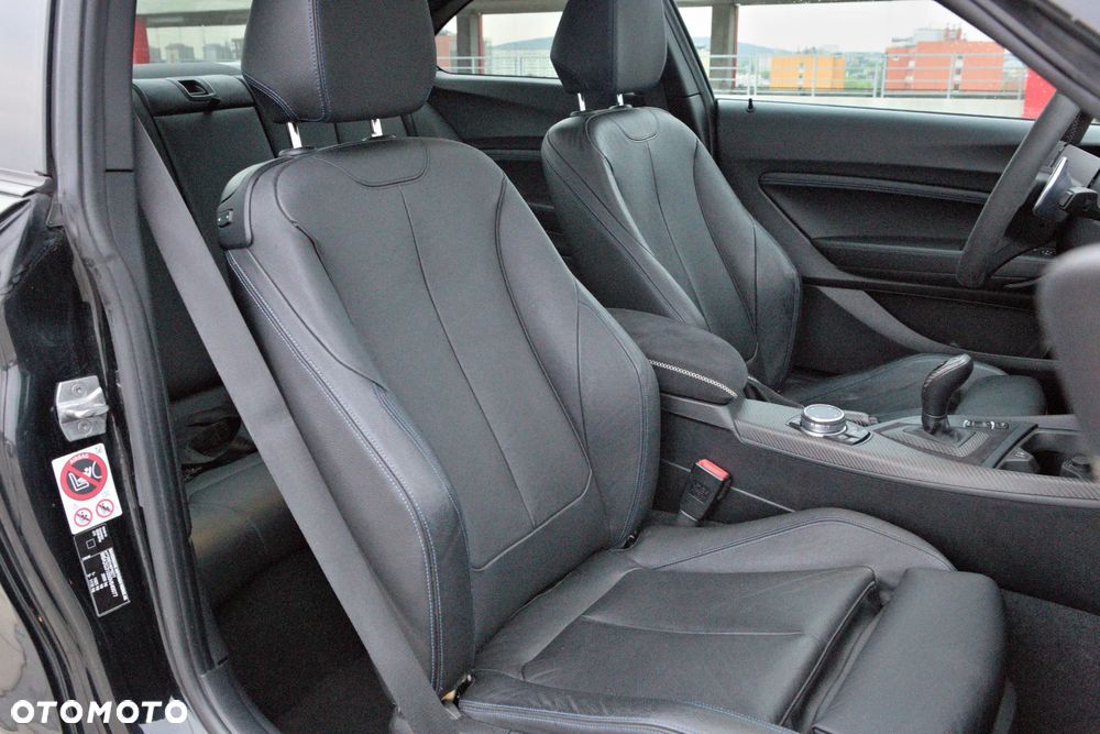 BMW Seria 2 M240i xDrive sport - 32